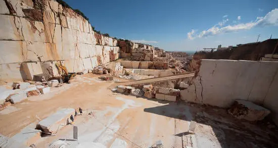 Cave e miniere, altolà degli industriali