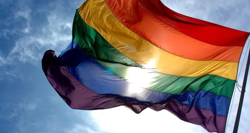 Licenziato perché gay