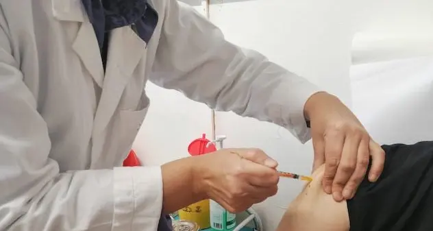 Figliuolo: Italia secondo Paese Ue per popolazione interamente vaccinata