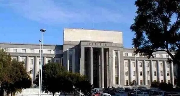 Abusi per 20 anni, condannato padre orco