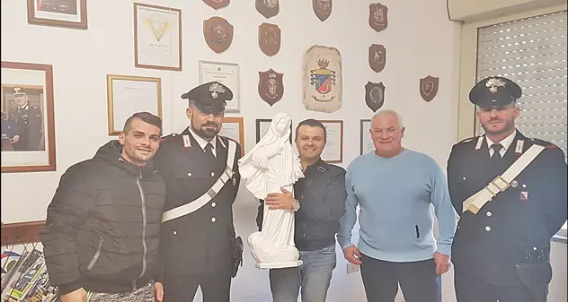 I Carabinieri ritrovano la statua della Madonna rubata a Sinnai