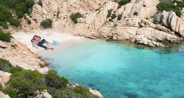 Golfo Aranci. Contagi nella troupe: si fermano le riprese de “La Sirenetta”?