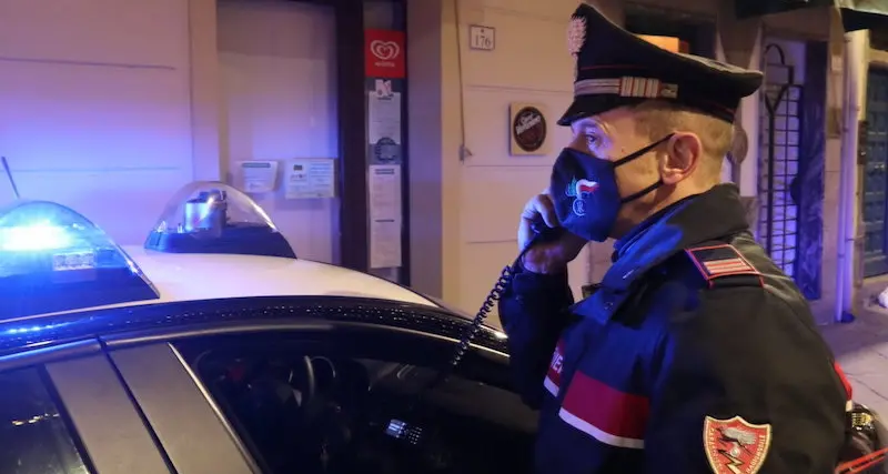 A Napoli festa di comunione in strada con 200 persone