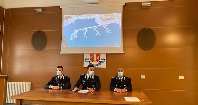 Lite per un parcheggio a Siniscola: oristanese estrae una pistola