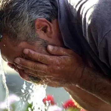 Allarme per i malori da caldo: arriva il decalogo anti-caldo di Sis118