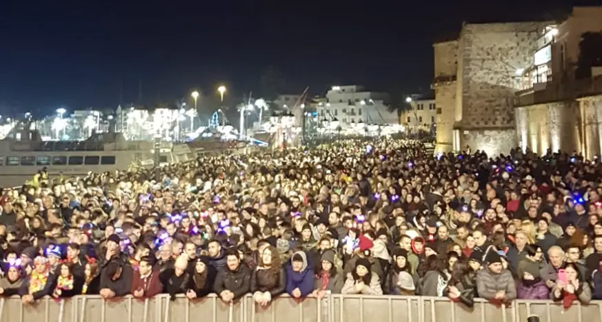 Decine di migliaia di persone per il Cap d’Any