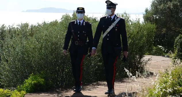 Sant'Antioco. Pensionato acquista piscina online ma viene truffato: due denunciati