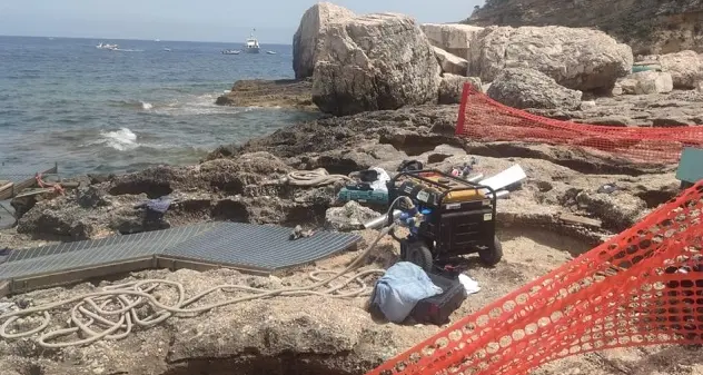 Verifiche su lavori per il pontile di Cala Mariolu. Il sindaco Corrias: \"Autorizzati\"