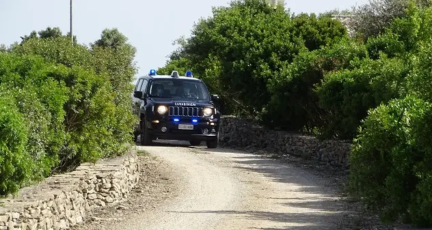 A zig-zag con l'auto: era ubriaca. Nei guai 57enne