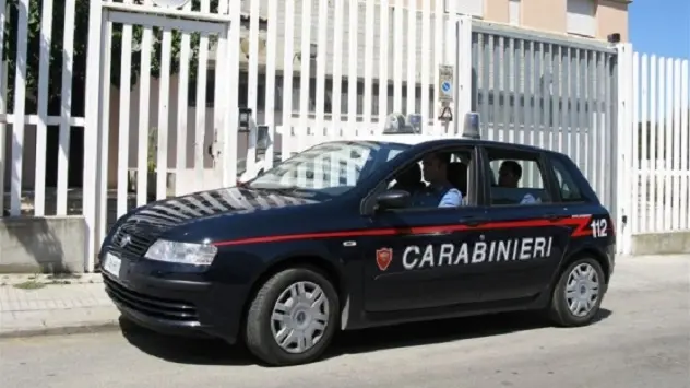 Calci e pugni all'amica della ex compagna: arrestato un uomo a Sorso