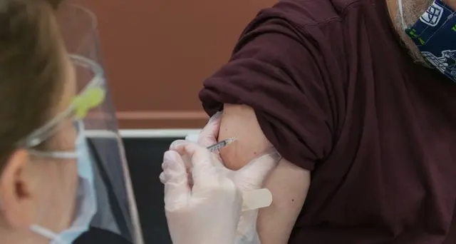 Vaccini: in Sardegna recuperati 5mila over 60 in sette giorni