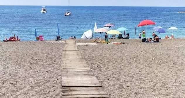 Anche all’Argentiera passerella e aree sosta per persone con disabilità