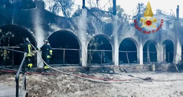 Santa Margherita di Pula. A fuoco il resort che ospita il reality \"Temptation Island”