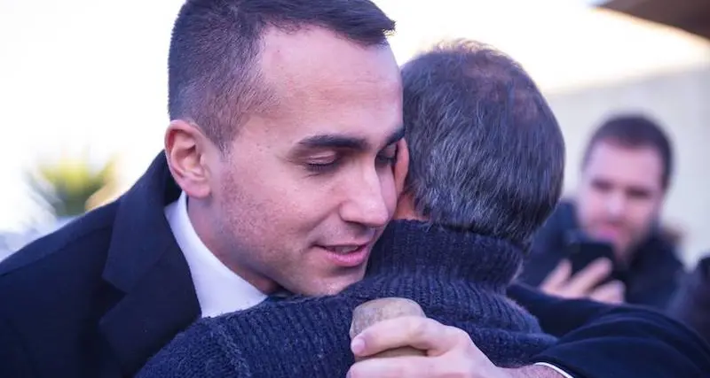 Il tradizionale bastone in legno utilizzato dai pastori sardi regalato al Ministro Luigi Di Maio