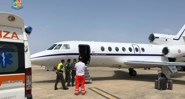 Volo urgente da Cagliari a Roma per un neonato in pericolo di vita