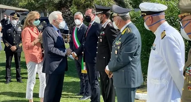 Mattarella è arrivato ad Alghero per le vacanze