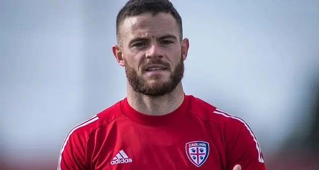 Cagliari in partenza per Maiorca, Nandez non si presenta. \"Scelta non concordata\"