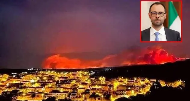 Incendi Oristanese. Visita del ministro Patuanelli nelle comunità colpite