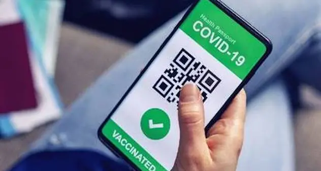 Falsi Green pass venduti fino a 500 euro, operazione polizia contro commercio online