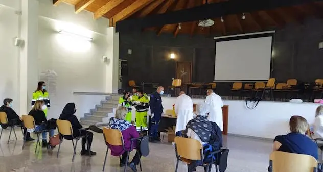 Covid. Mascherine anche all'aperto a Sadali. Sindaca firma ordinanza