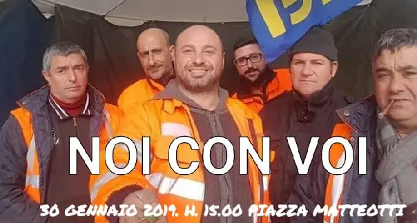 Lavoratori De Vizia licenziati: “Amici sardi, cagliaritani e non, ora aiutateci voi”