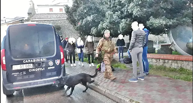 Droga nelle scuole, in aula arrivano i Carabinieri