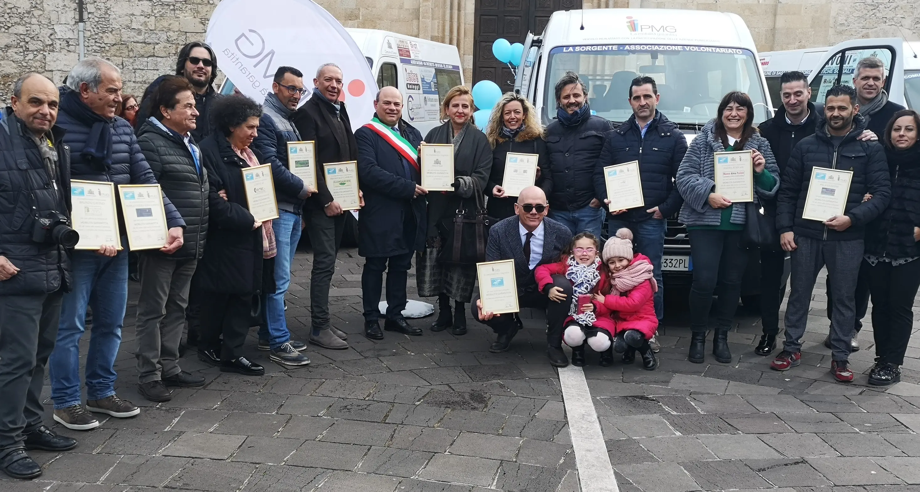 Un nuovo pulmino per il trasporto di anziani e persone con disabilità