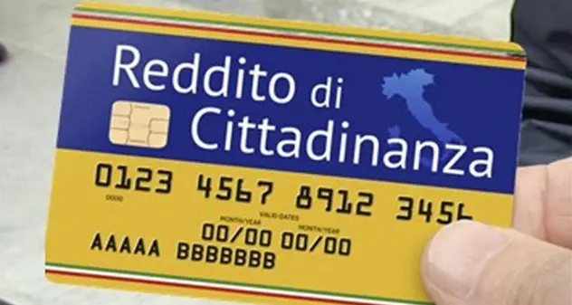 Codacons: \"Green pass per lavoratori? Allora togliamo Reddito di cittadinanza a no vax\"