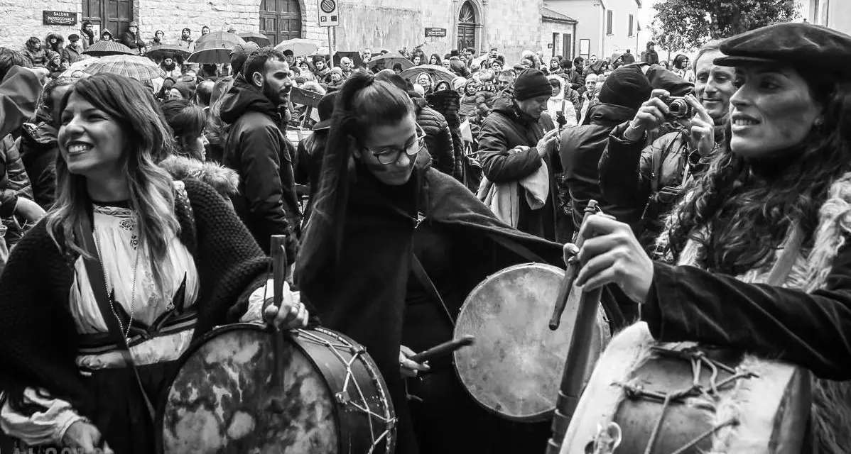 Giovedì grasso all’insegna dei Tumbarinos