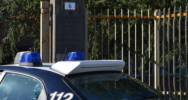 Senorbì. Ruba collare da 700 euro, ma viene scoperto da proprietario: lui risponde con insulti e minacce