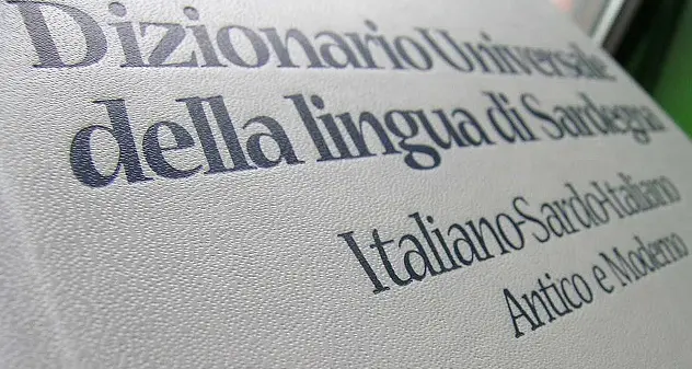 Sardegna: avviata certificazione a livello C1 della lingua sarda e del catalano