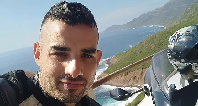 Suni piange Enrico Cherchi, morto in sella alla sua moto sulla Alghero-Bosa