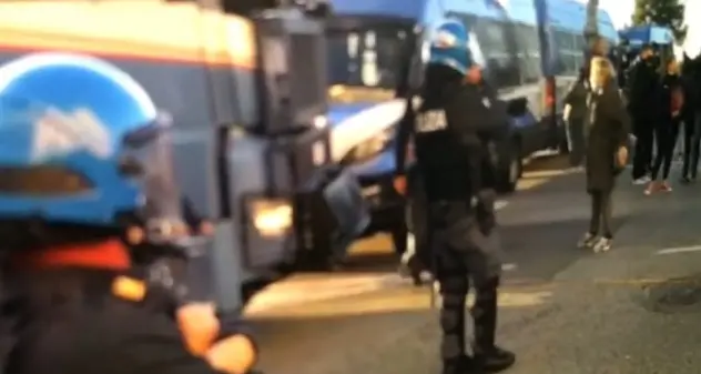 Manifestazioni No Green pass a Trieste. Questura: \"Arresto se non si rispettano regole\"