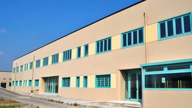 Agente aggredito a Bancali: detenuto tenta di strappargli le chiavi e lo assale con l'estintore