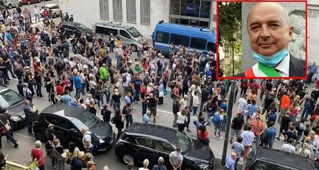 Impennata contagi a Trieste dopo manifestazioni \"No green pass\". Sindaco: \"Una vergogna\"
