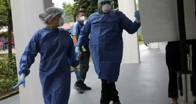 Covid. Anche Singapore corre ai ripari: stop a cure gratis a chi è senza vaccino