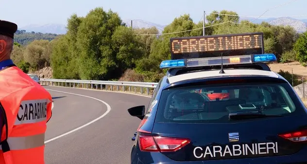 Giovane con 6 chili di marijuana in manette a Tertenia