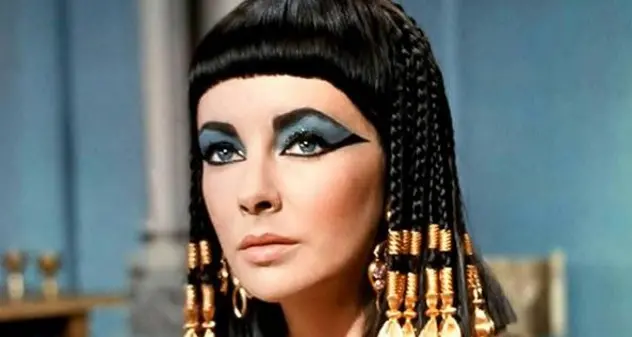 Pillole di Bellezza: i segreti di Cleopatra che devi assolutamente copiare