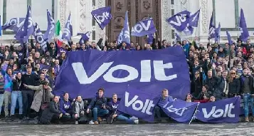 Politica, la ‘marea viola’ di Volt sbarca anche nell’Isola, ecco le due date sarde