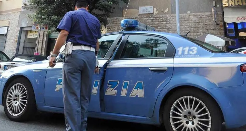 Sassari: Lancia molotov contro il vicino di casa, non ripuliva gli escrementi del proprio cane