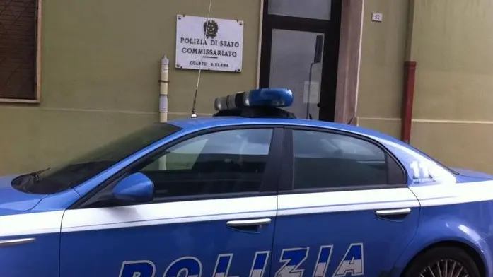 Bomba artigianale a Quartu Sant'Elena: colpita un'agenzia immobiliare
