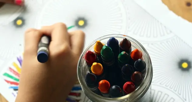 Covid: a Macomer 15 bimbi e 3 docenti positivi, chiude una scuola dell’infanzia