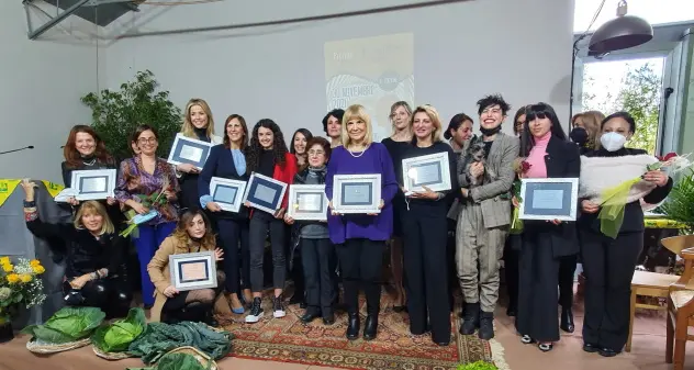 Il premio Fèminas a otto donne eccellenti della regione sarda