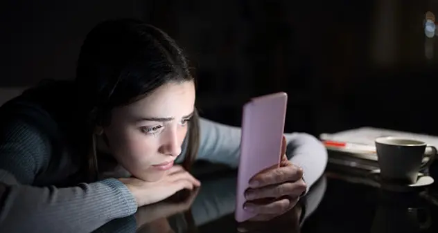 Così i Social Network stanno peggiorando la salute mentale degli adolescenti