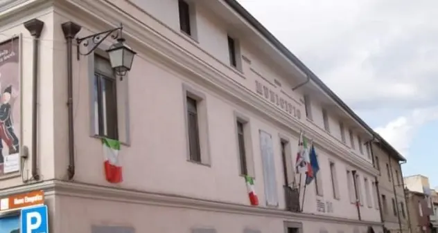 Caos Covid a Fluminimaggiore: altri 102 contagi, prorogata zona rossa