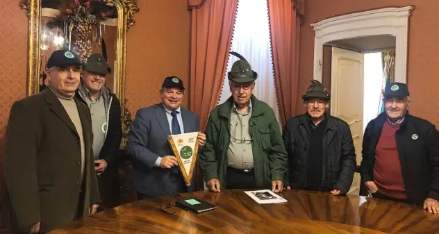 Gruppo Alpini ANA di Sassari ricevuto a Palazzo Ducale