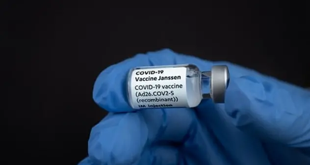 Vaccini: aumento degli anticorpi con richiamo J&J a 6 mesi da Pfizer