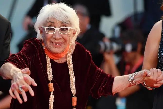 Italian director Lina Wertmuller arrives for a premiere of \\'The Laundromat\\' during the 76th annual Venice International Film Festival, in Venice, Italy, 01 September 2019. The movie is presented in official competition \\'Venezia 76\\' at the festival running from 28 August to 07 September. ANSA/ETTORE FERRARI\\n\\n\\n