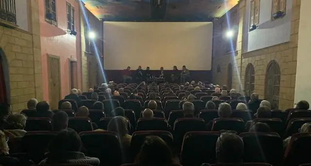 Tortolì. Grande partecipazione all’Agorà democratica