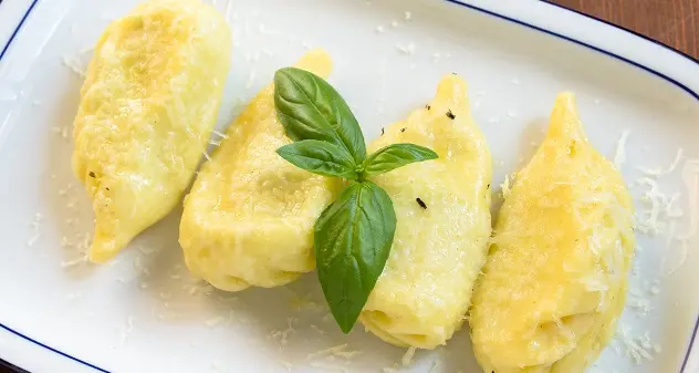 \"Culurgiones\" ogliastrini delizia isolana. Esplosione di sapori: patate, menta e tanto amore